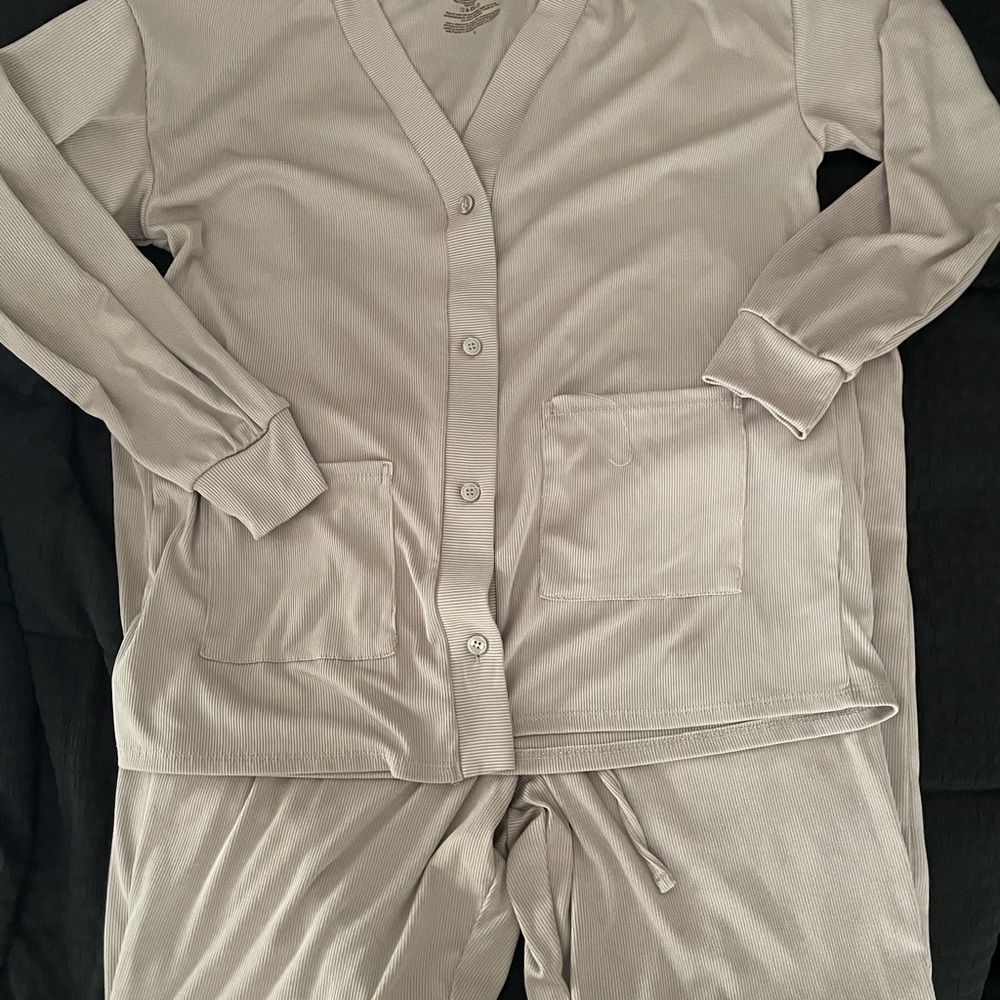 Live 2 Lounge Ribbed Two-Piece Set in Light purplish Gray